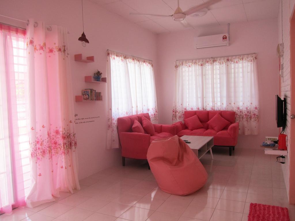 Milu Homestay - Kuala Selangor Buitenkant foto